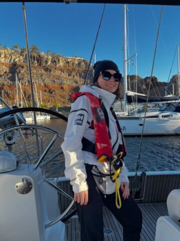 wachta nocna na oceanie. rejs na kanarach. kurs na sternika morskiego